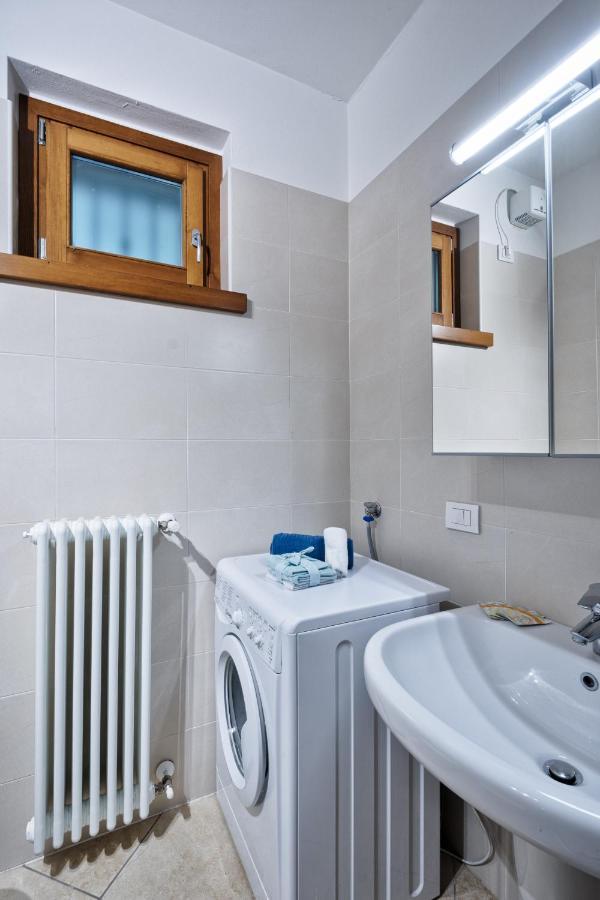 Casa Alessandro Con Piscina Lago Di Garda Salionze Exterior foto