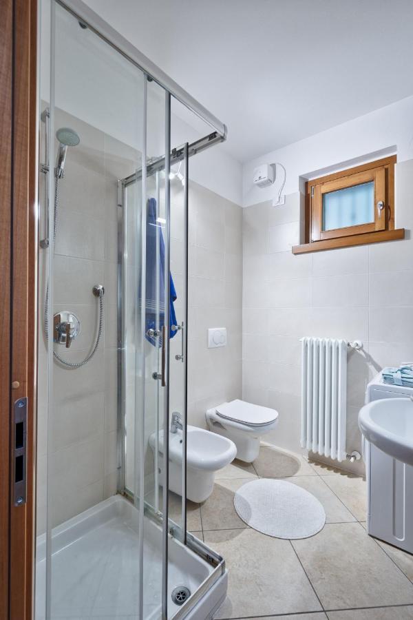 Casa Alessandro Con Piscina Lago Di Garda Salionze Exterior foto