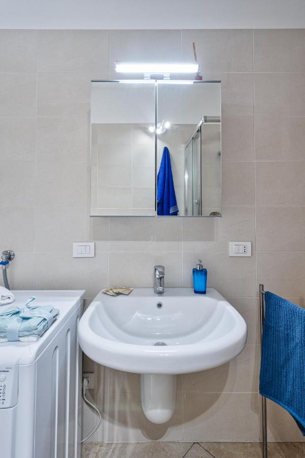 Casa Alessandro Con Piscina Lago Di Garda Salionze Exterior foto